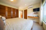 Guest Bedroom 2 with 2 Full Beds, HDTV and En Suite Bathroom